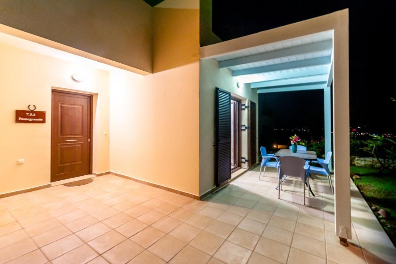 Villa Pomegrante Exopoli Extérieur photo